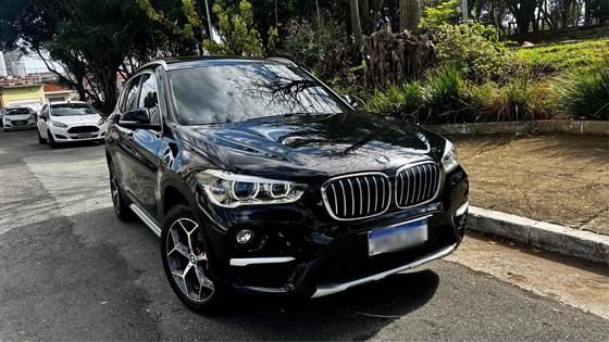 BMW X1 2.0 16V TURBO ACTIVEFLEX SDRIVE20I X-LINE 4P AUTOMÁTICO